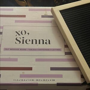 Black and Cream Felt Message Board